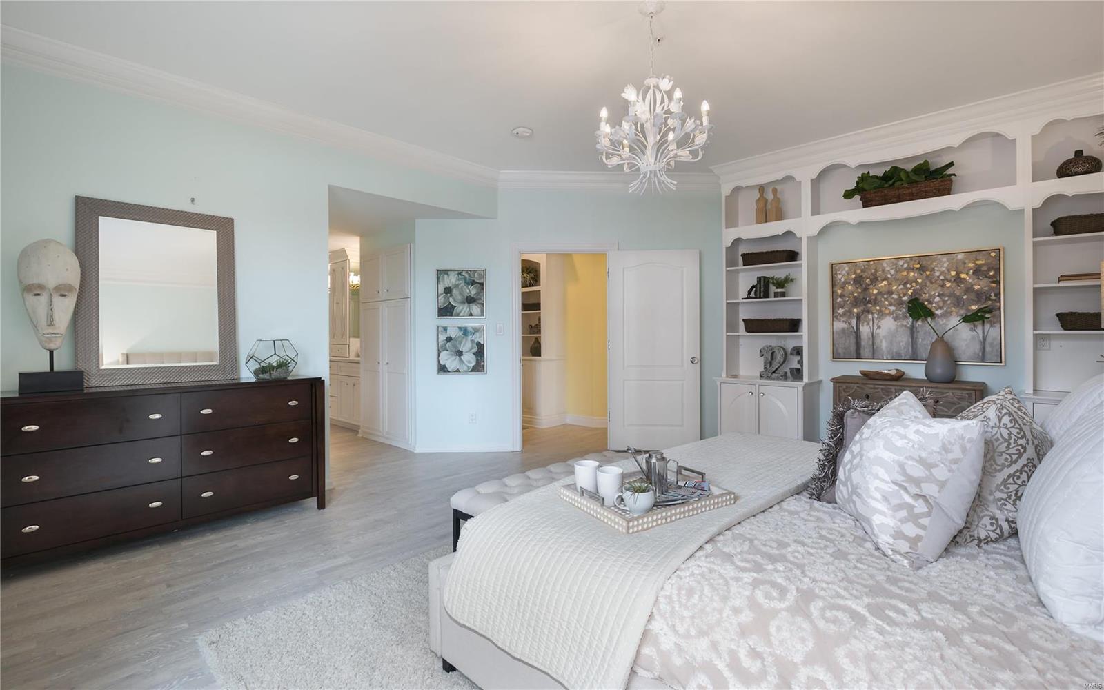 750 South Hanley Road, Unit 66 St. Louis, MO 63105 - Photo 14 of 26 Gallery Image 14