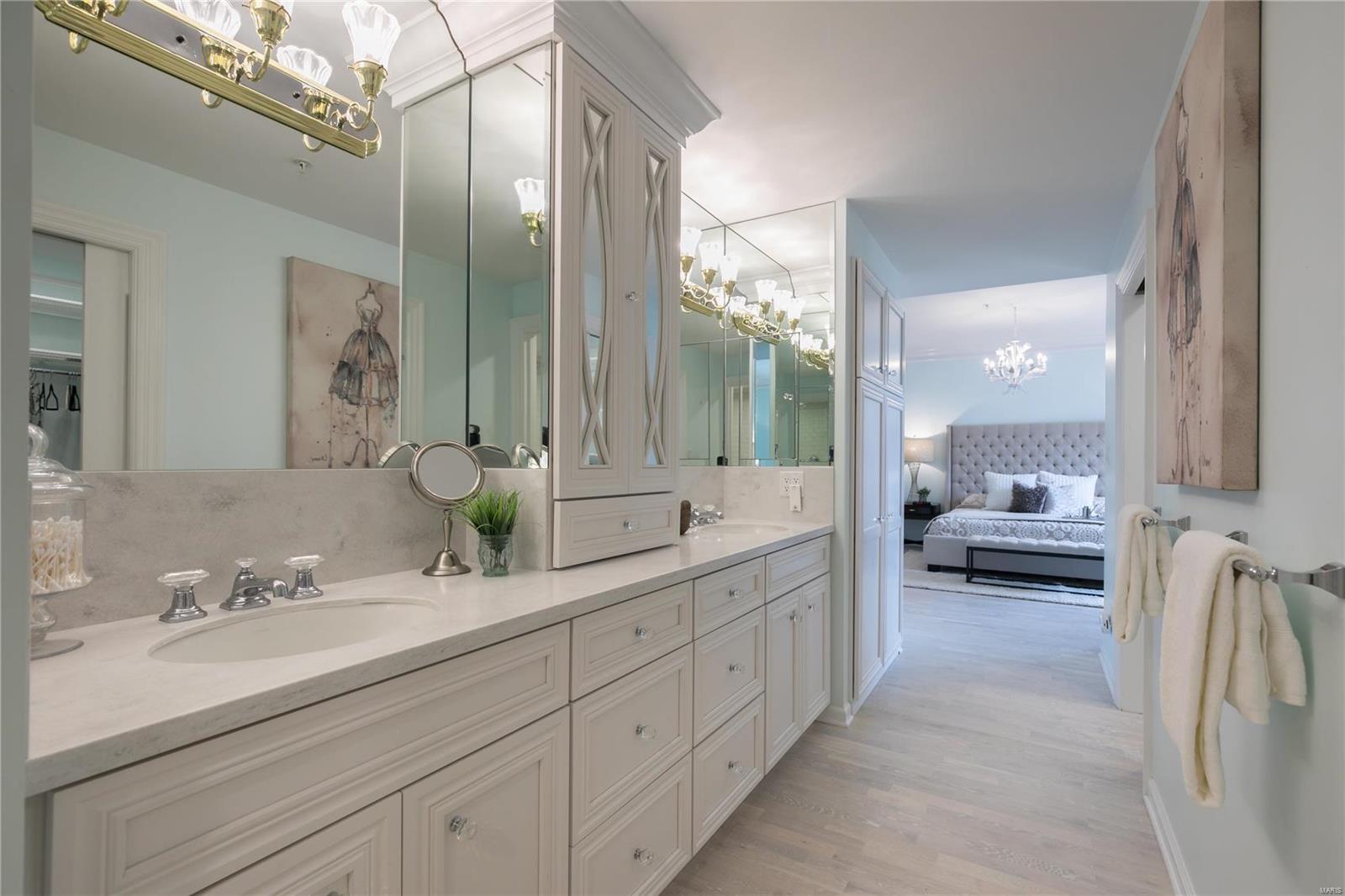 750 South Hanley Road, Unit 66 St. Louis, MO 63105 - Photo 15 of 26 Gallery Image 15