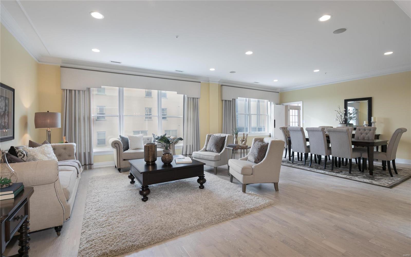 750 South Hanley Road, Unit 66 St. Louis, MO 63105 - Photo 3 of 26 Gallery Image 3