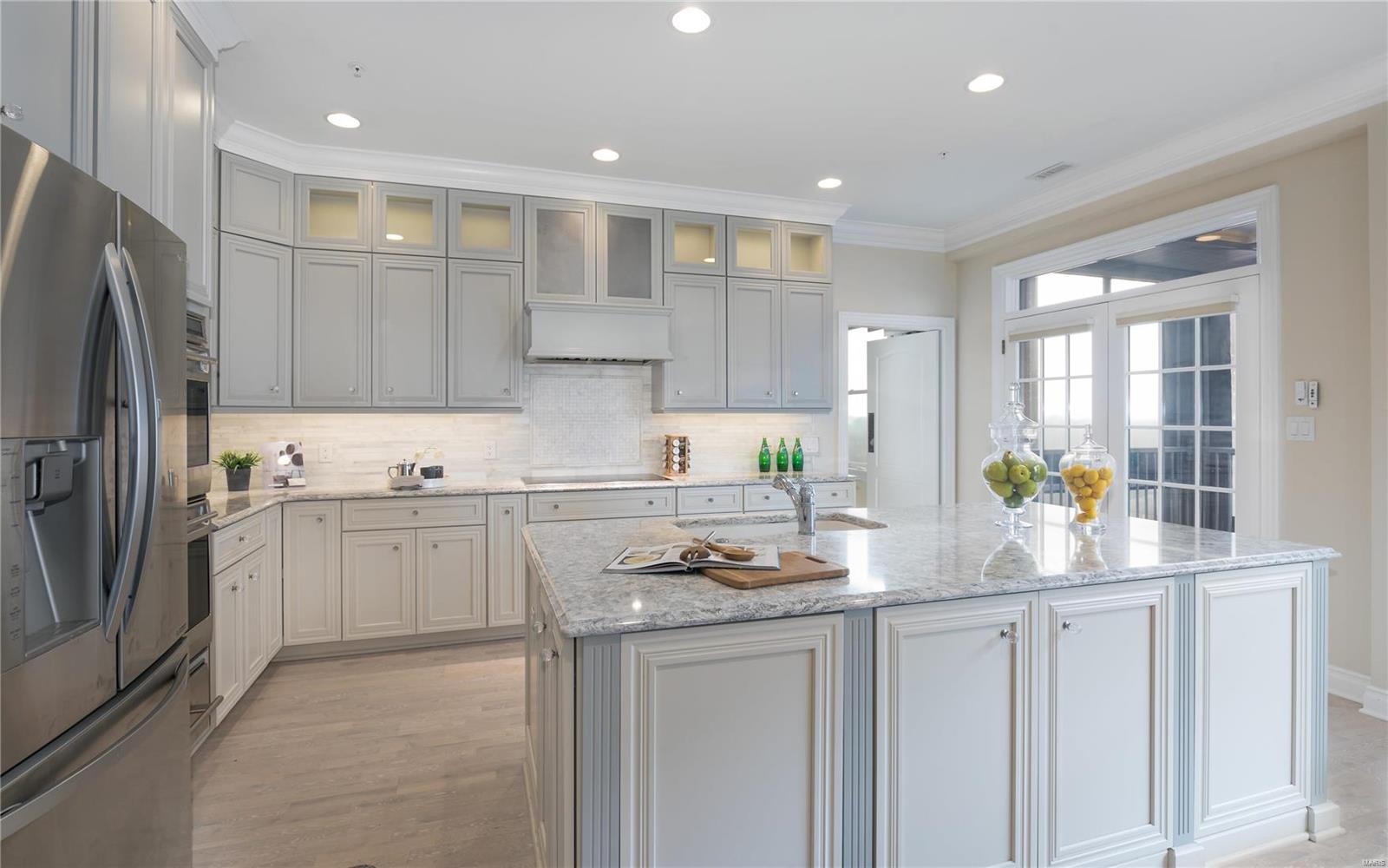 750 South Hanley Road, Unit 66 St. Louis, MO 63105 - Photo 5 of 26 Gallery Image 5