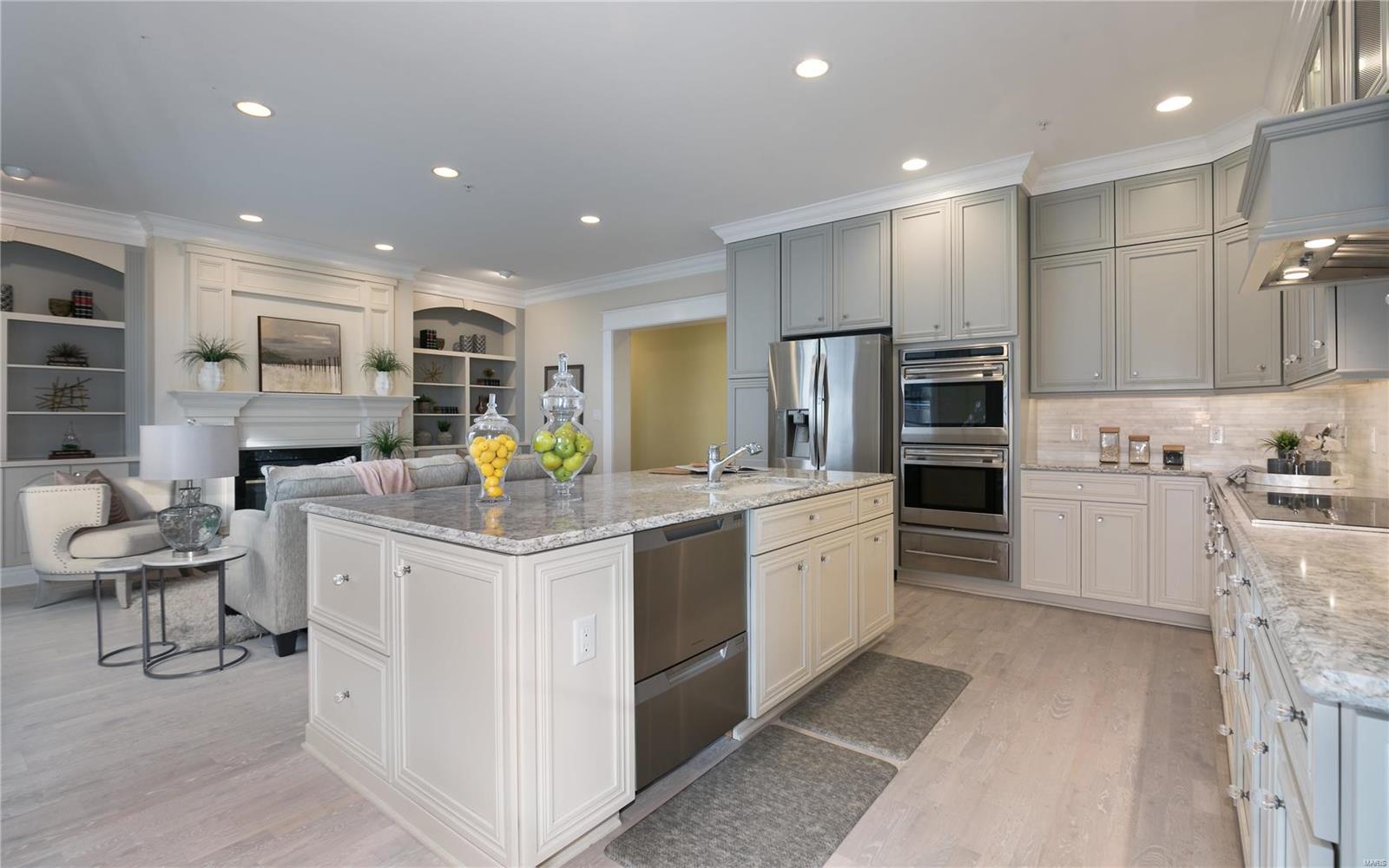 750 South Hanley Road, Unit 66 St. Louis, MO 63105 - Photo 7 of 26 Gallery Image 7