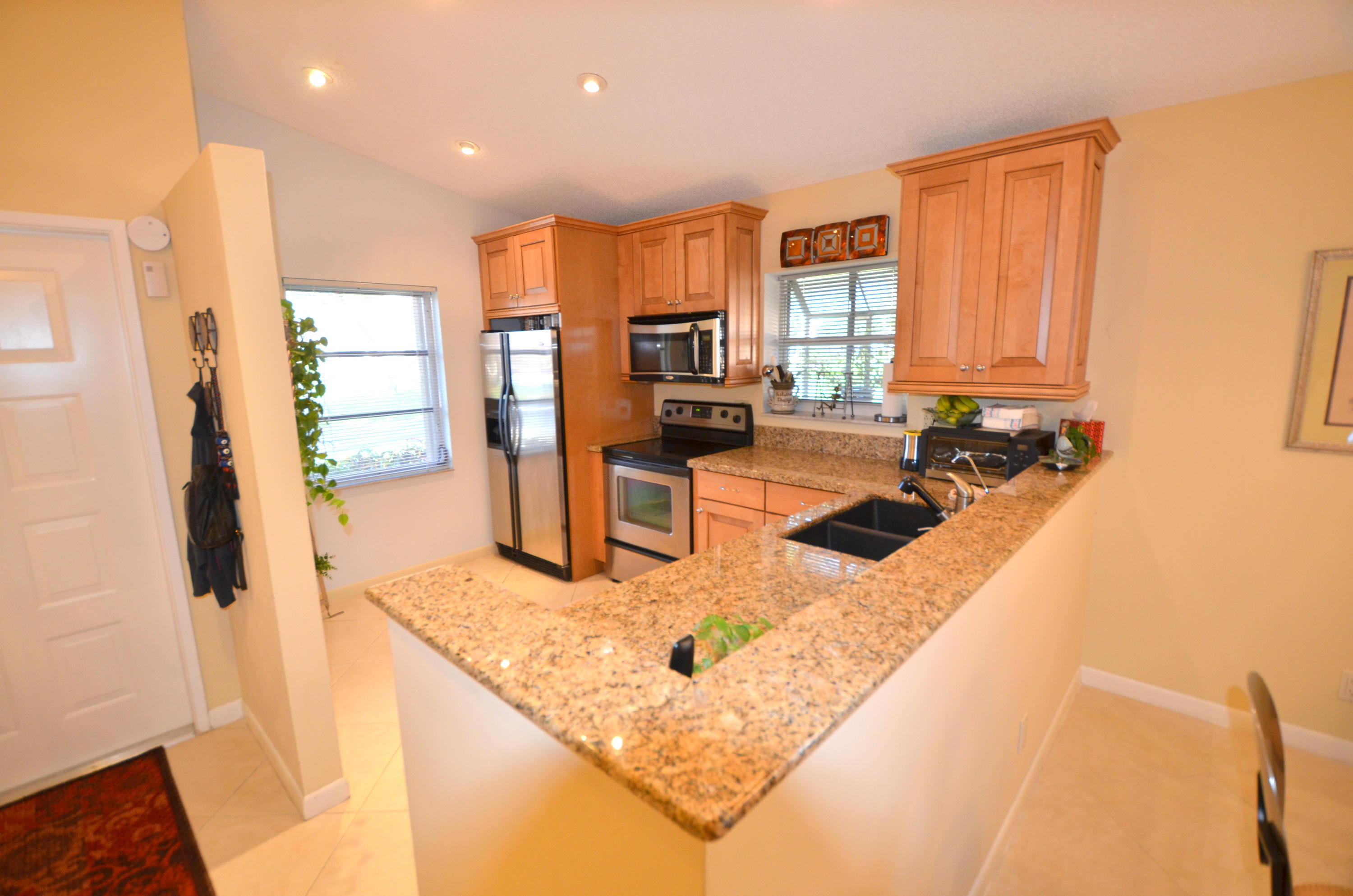 8202 Springtree Road Boca Raton, FL 33496 - Photo 2 of 28 DSC_9958