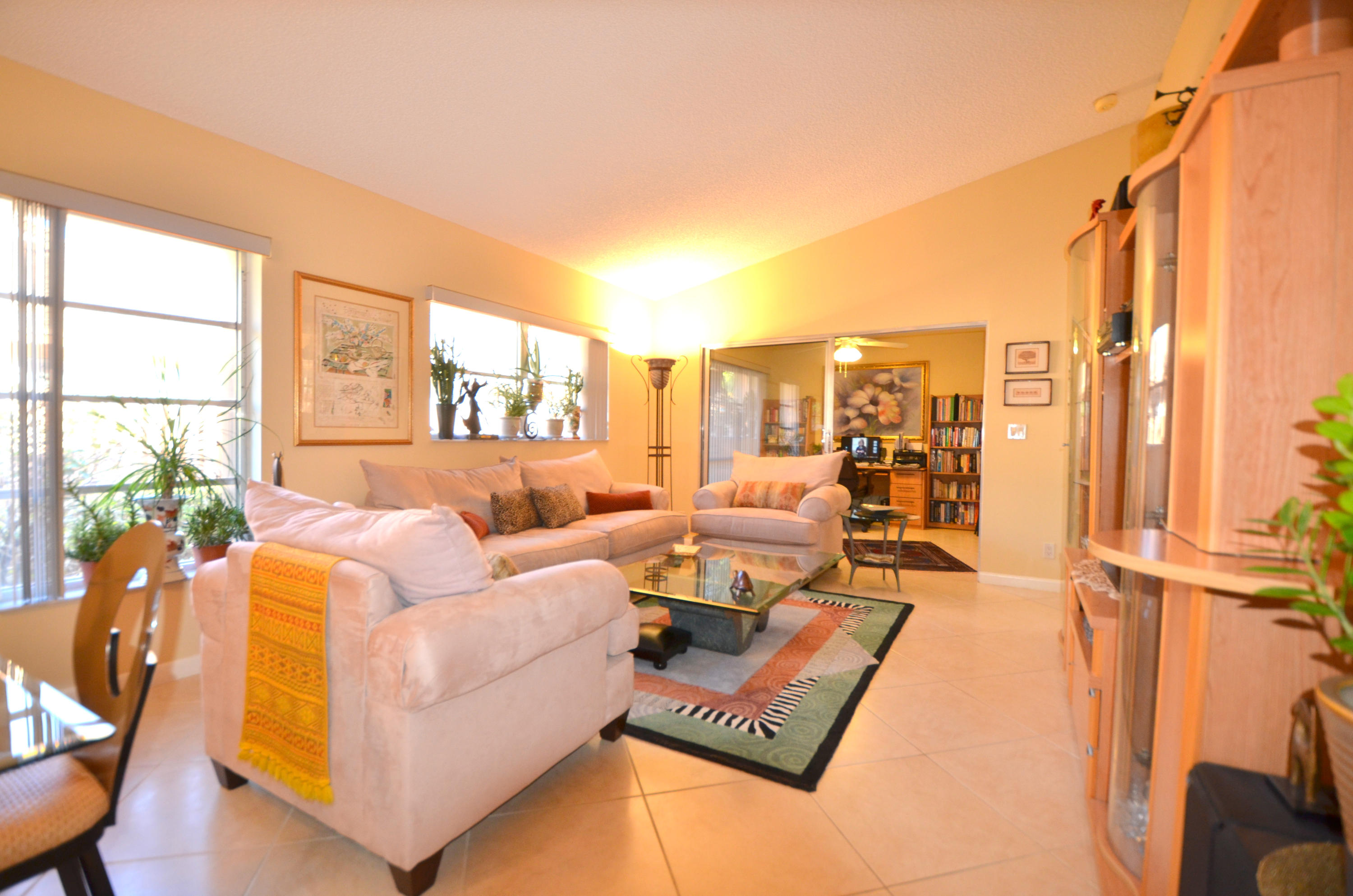 8202 Springtree Road Boca Raton, FL 33496 - Photo 7 of 28 DSC_9972