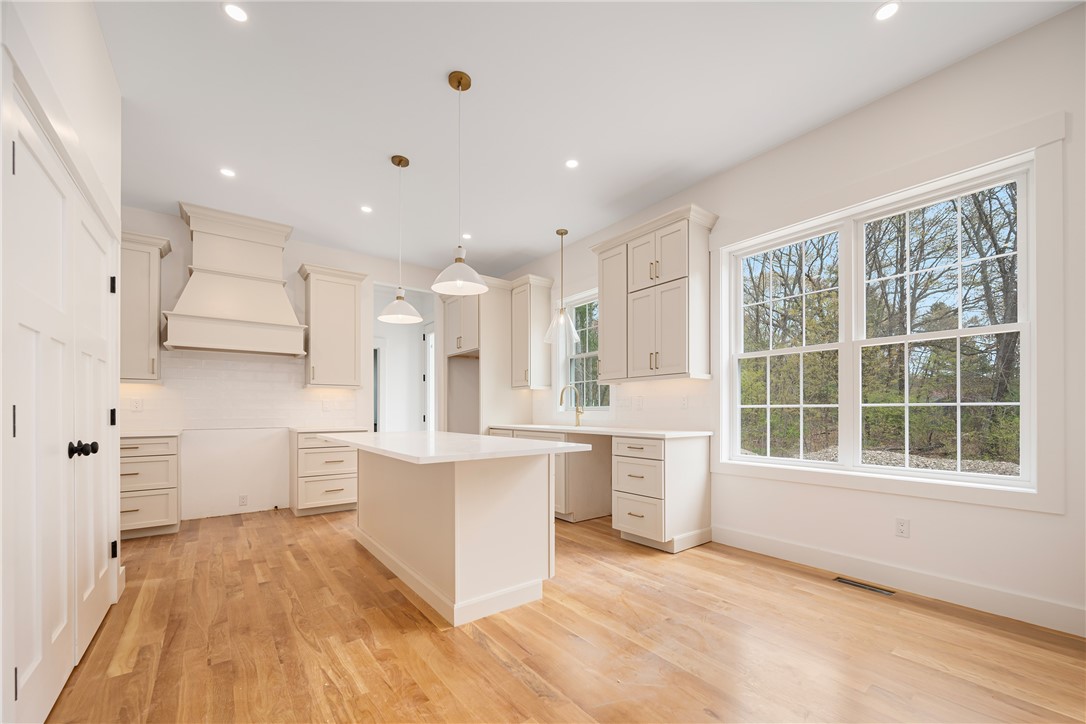 11 Fox Run North Scituate, RI 02857 - Photo 16 of 34