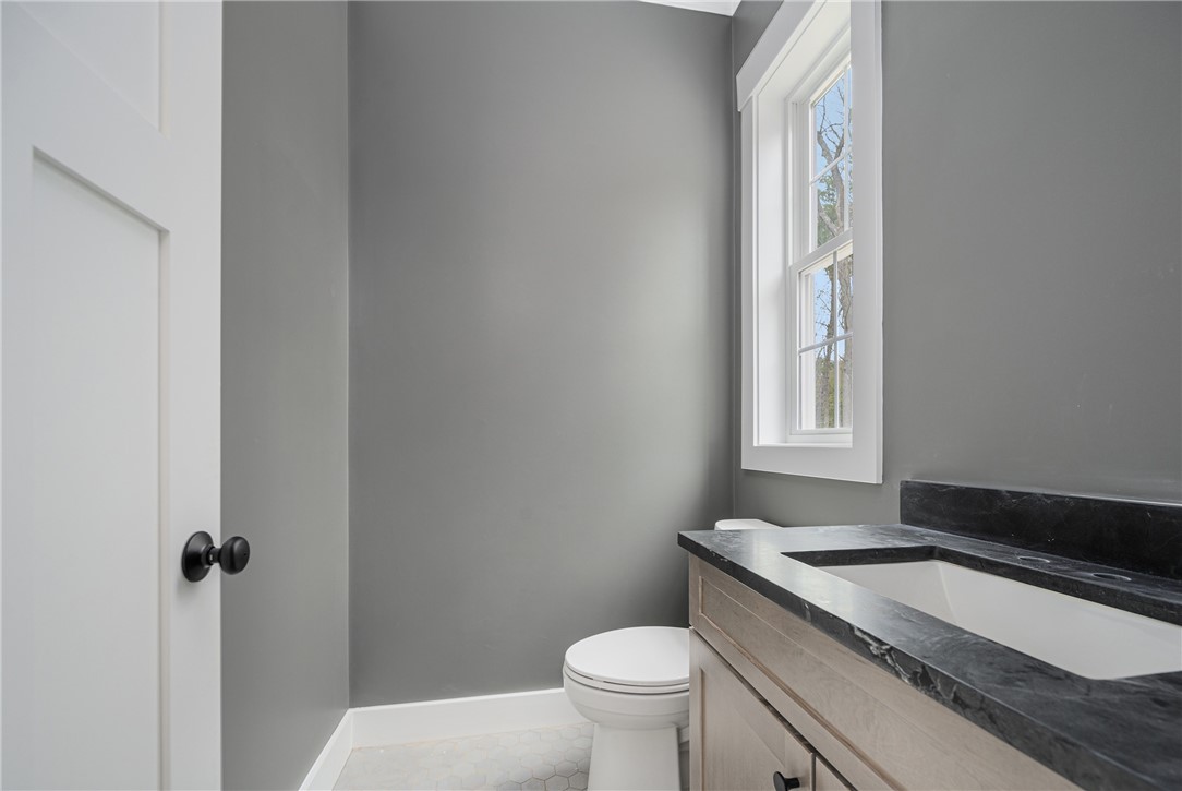 11 Fox Run North Scituate, RI 02857 - Photo 10 of 34
