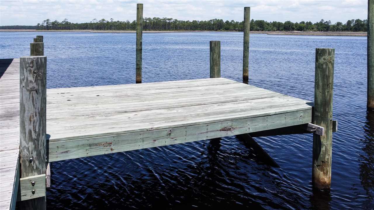 578 River Road Carrabelle, FL 32322 - Photo 8 of 24 Gallery Image 8