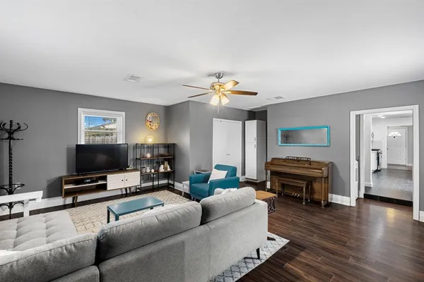 $330,000 | 2621 Jasmine Lane, Plano, TX 75074