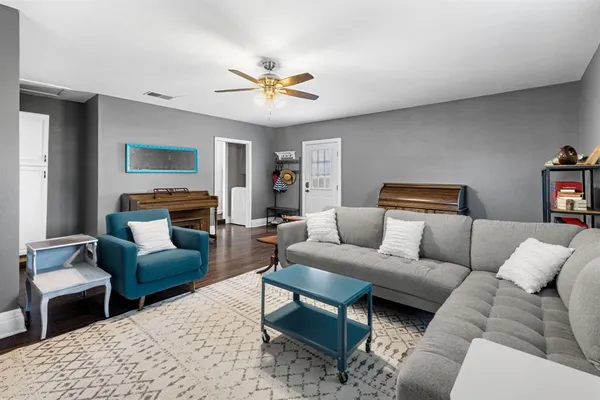 $330,000 | 2621 Jasmine Lane, Plano, TX 75074
