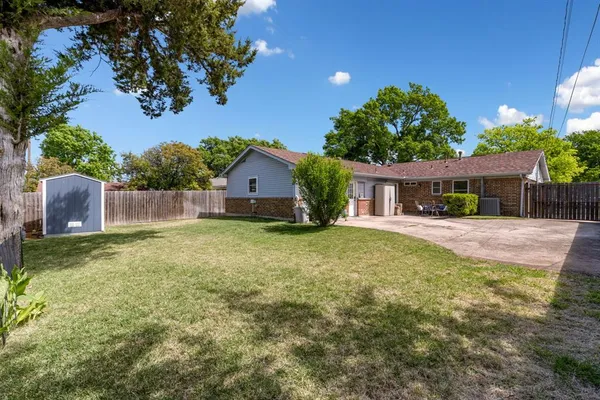 $330,000 | 2621 Jasmine Lane, Plano, TX 75074
