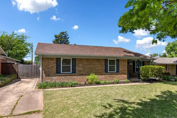 $330,000 | 2621 Jasmine Lane, Plano, TX 75074