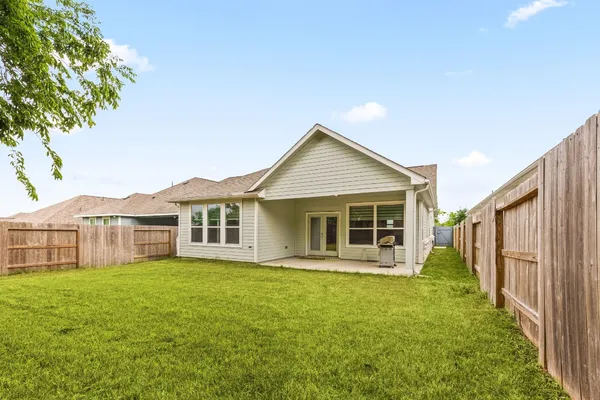 $2,300 | 33142 School Hl Road, Fulshear, TX 77441
