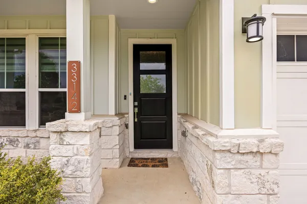 $2,300 | 33142 School Hl Road, Fulshear, TX 77441