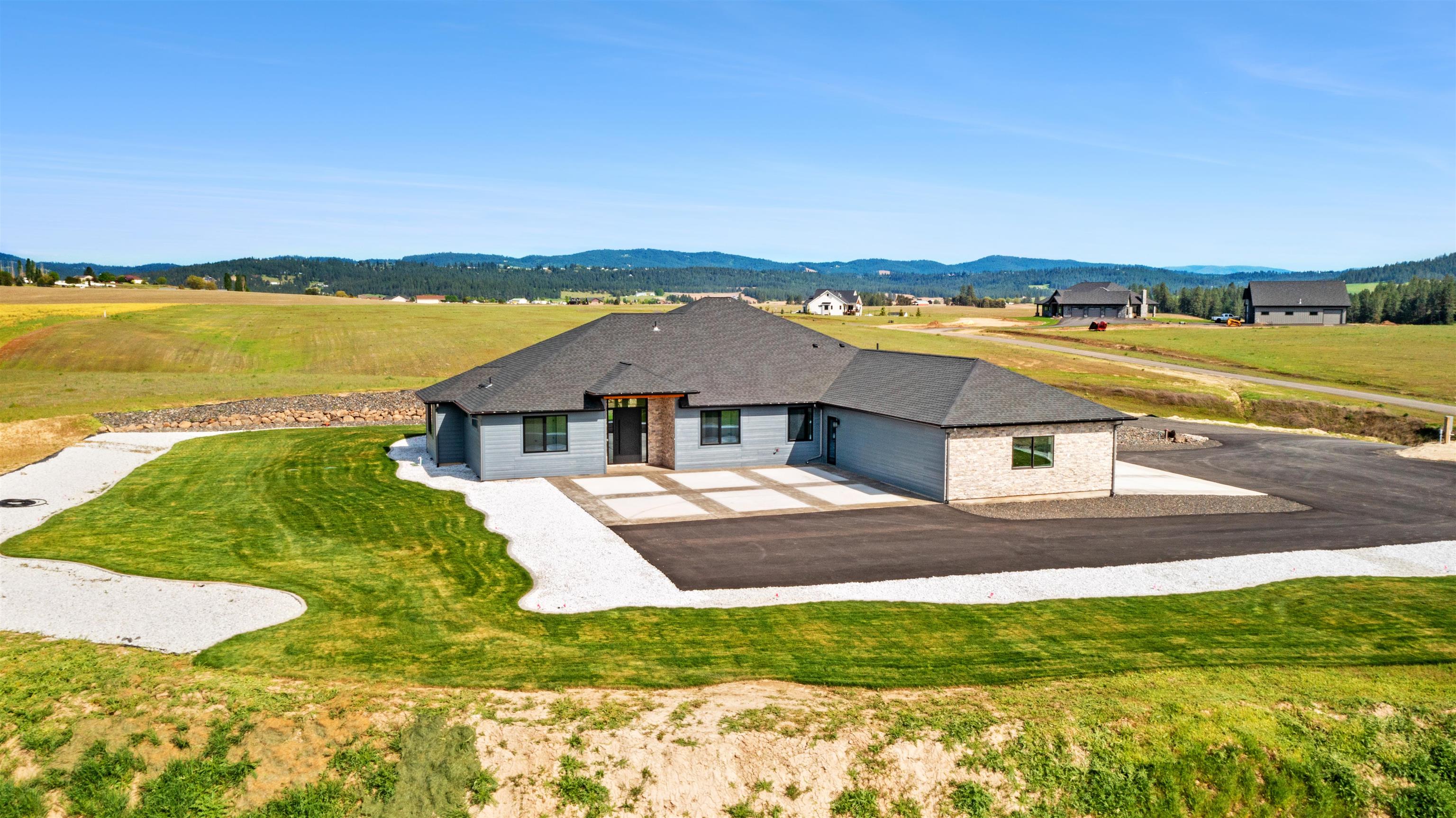13790 North Bruce Road Mead, WA 99021 - Photo 35 of 49