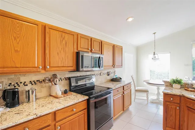 $4,100 | 163 Braemar Avenue, Venice, FL 34293