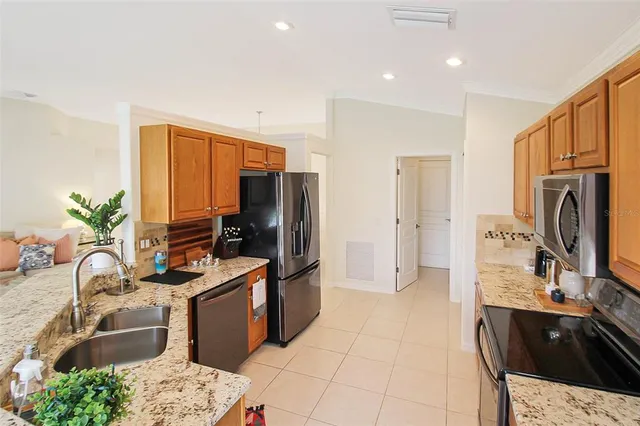 $4,100 | 163 Braemar Avenue, Venice, FL 34293