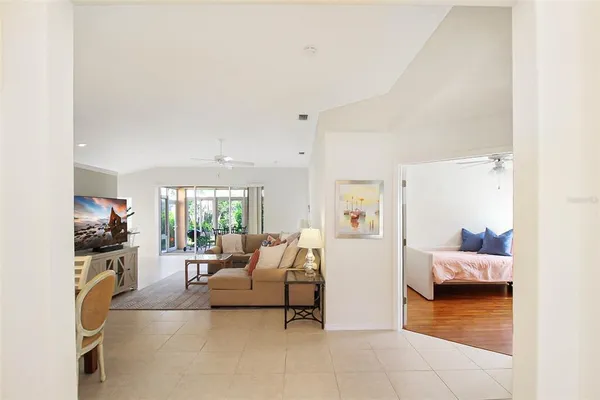 $4,100 | 163 Braemar Avenue, Venice, FL 34293