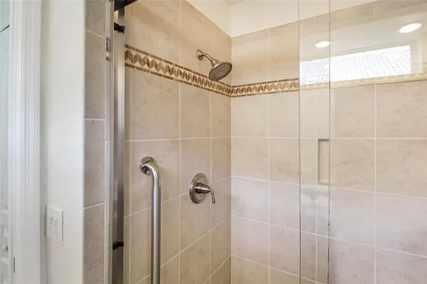 $4,100 | 163 Braemar Avenue, Venice, FL 34293