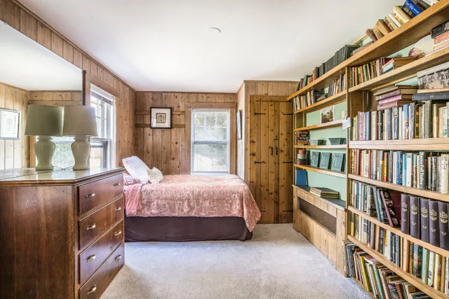 $2,495,000 | Undisclosed Address, Southampton, NY 11968