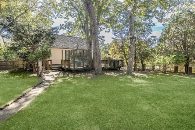 $2,495,000 | Undisclosed Address, Southampton, NY 11968