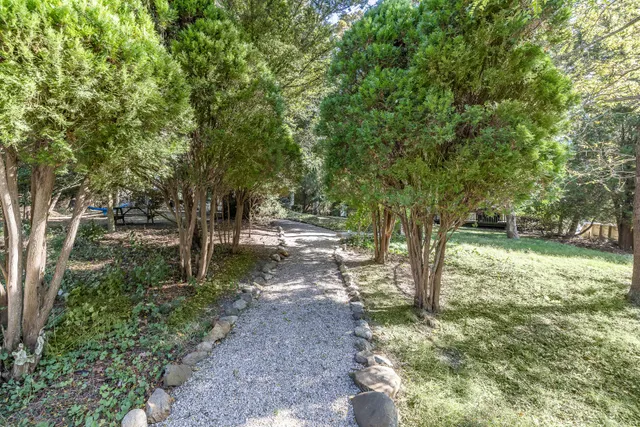 $2,495,000 | Undisclosed Address, Southampton, NY 11968