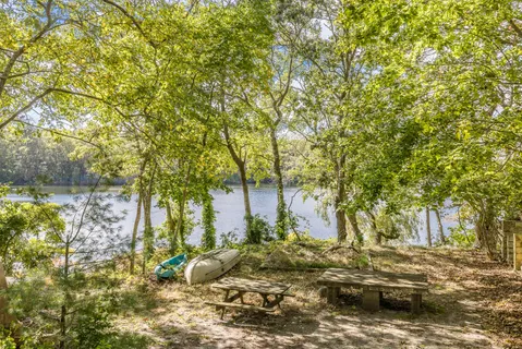 $2,495,000 | Undisclosed Address, Southampton, NY 11968