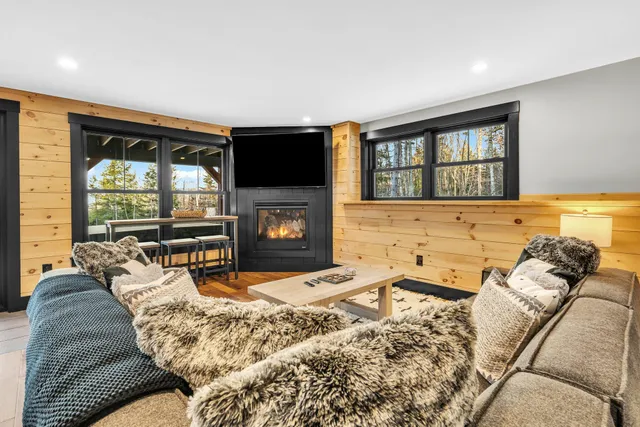 $1,349,000 | 114 Valley View Drive, Newry, ME 04261