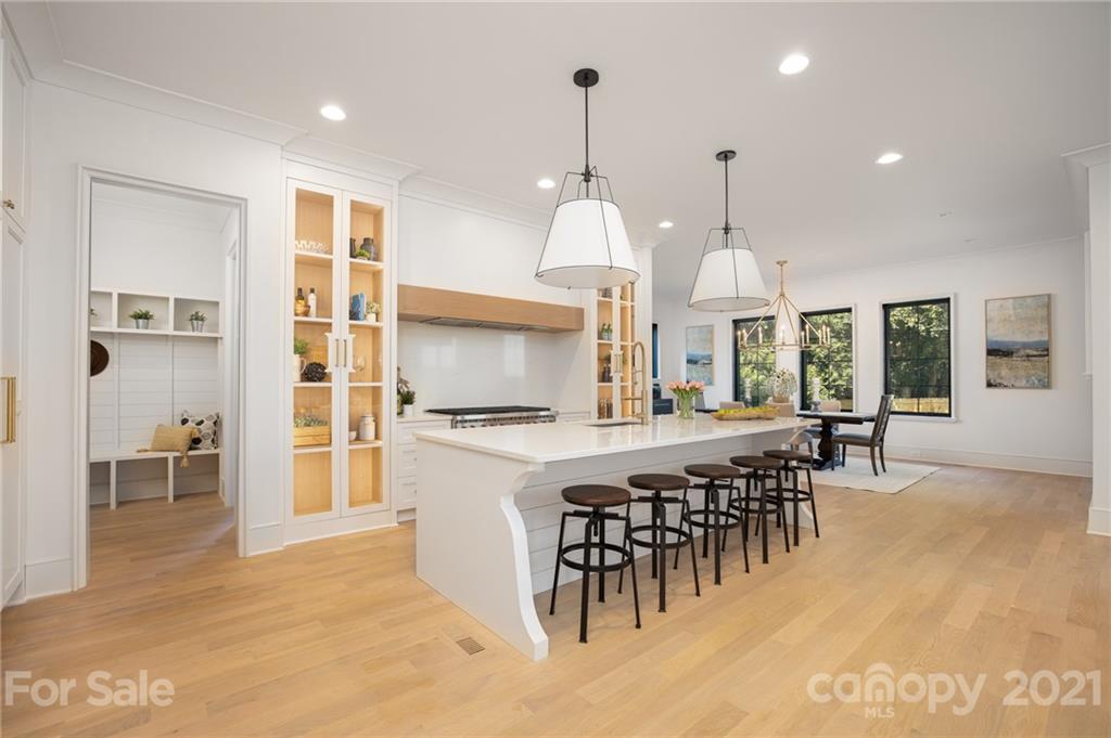 508 Westbury Road Charlotte, NC 28211 - Photo 30 of 48 a kitchen with lots of counter space