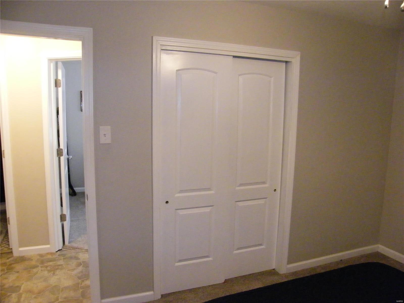 7402 Morgan Ford Road St. Louis, MO 63116 - Photo 17 of 28 Gallery Image 17
