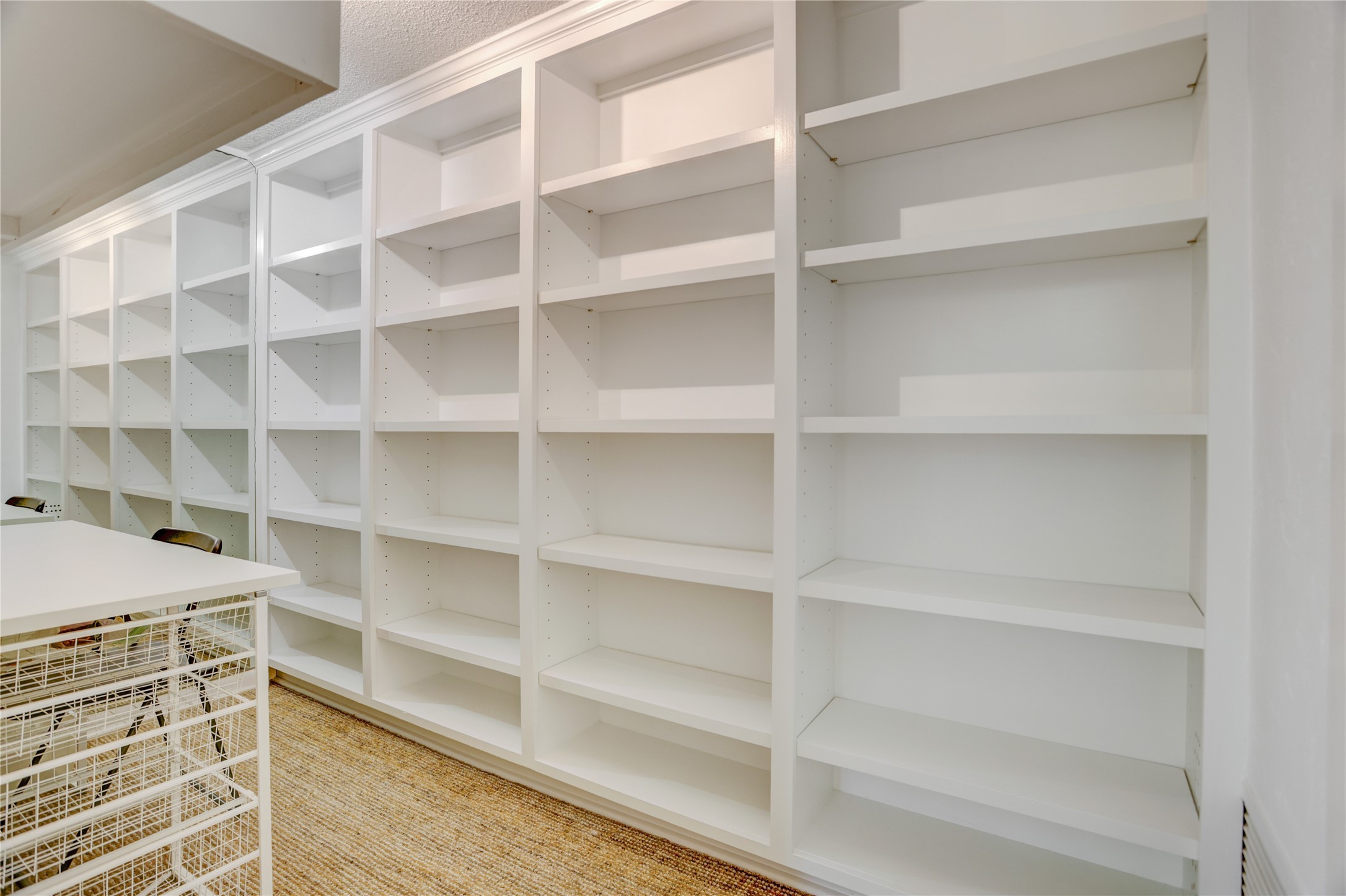 2701 Westheimer Road, Unit 2D Houston, TX 77098 - Photo 20 of 48 a view of walk in closet with empty racks
