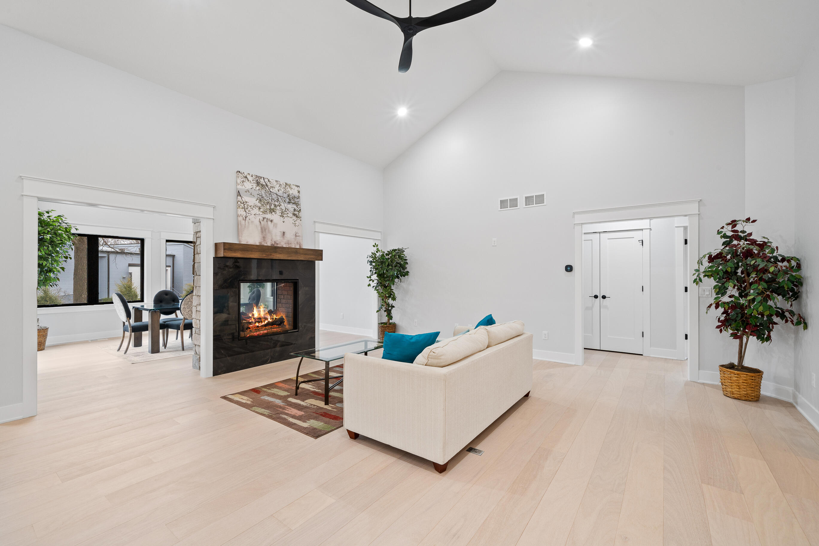 1620 Prestwick Drive, Unit 2043 Geneva, WI 53147 - Photo 18 of 81 1620 Prestwick Dr-18