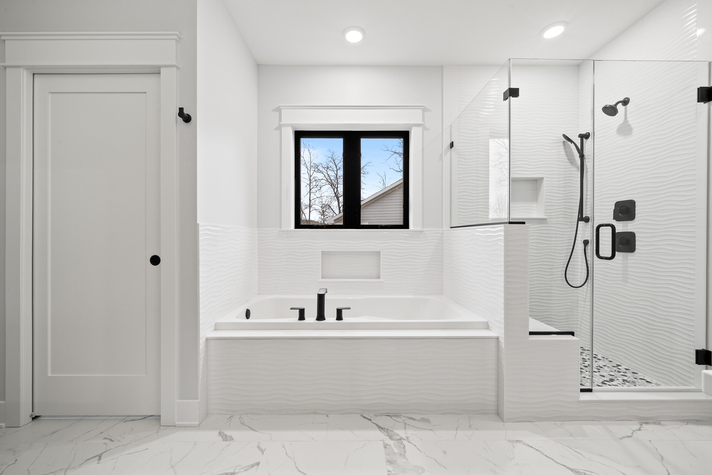 1620 Prestwick Drive, Unit 2043 Geneva, WI 53147 - Photo 31 of 81 1620 Prestwick Dr-31