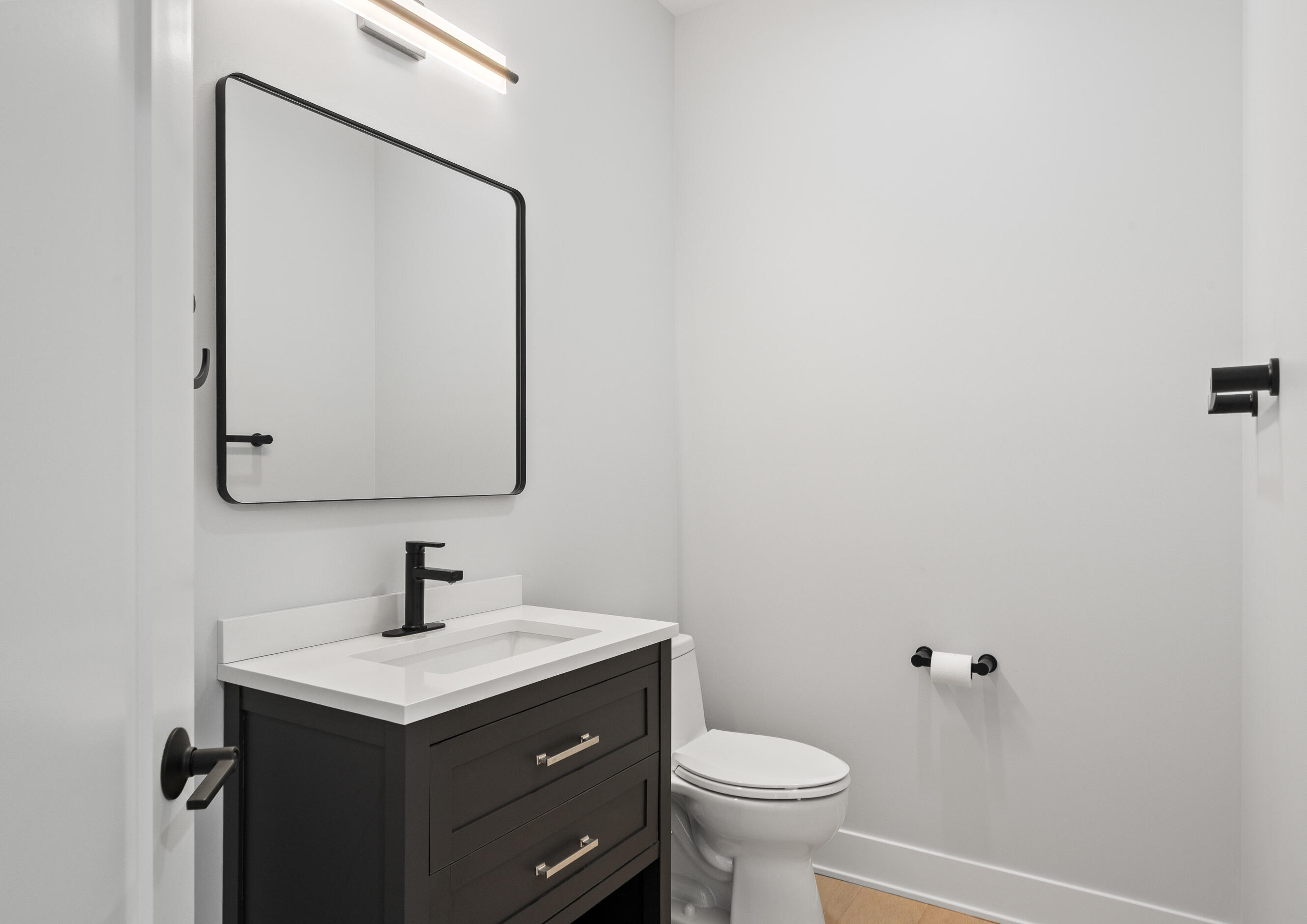 1620 Prestwick Drive, Unit 2043 Geneva, WI 53147 - Photo 43 of 81 1620 Prestwick Dr-44