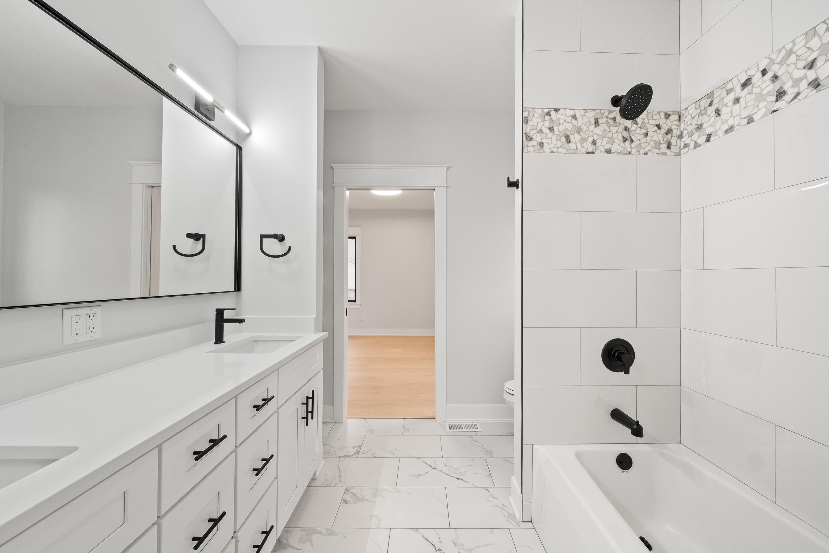 1620 Prestwick Drive, Unit 2043 Geneva, WI 53147 - Photo 47 of 81 1620 Prestwick Dr-48