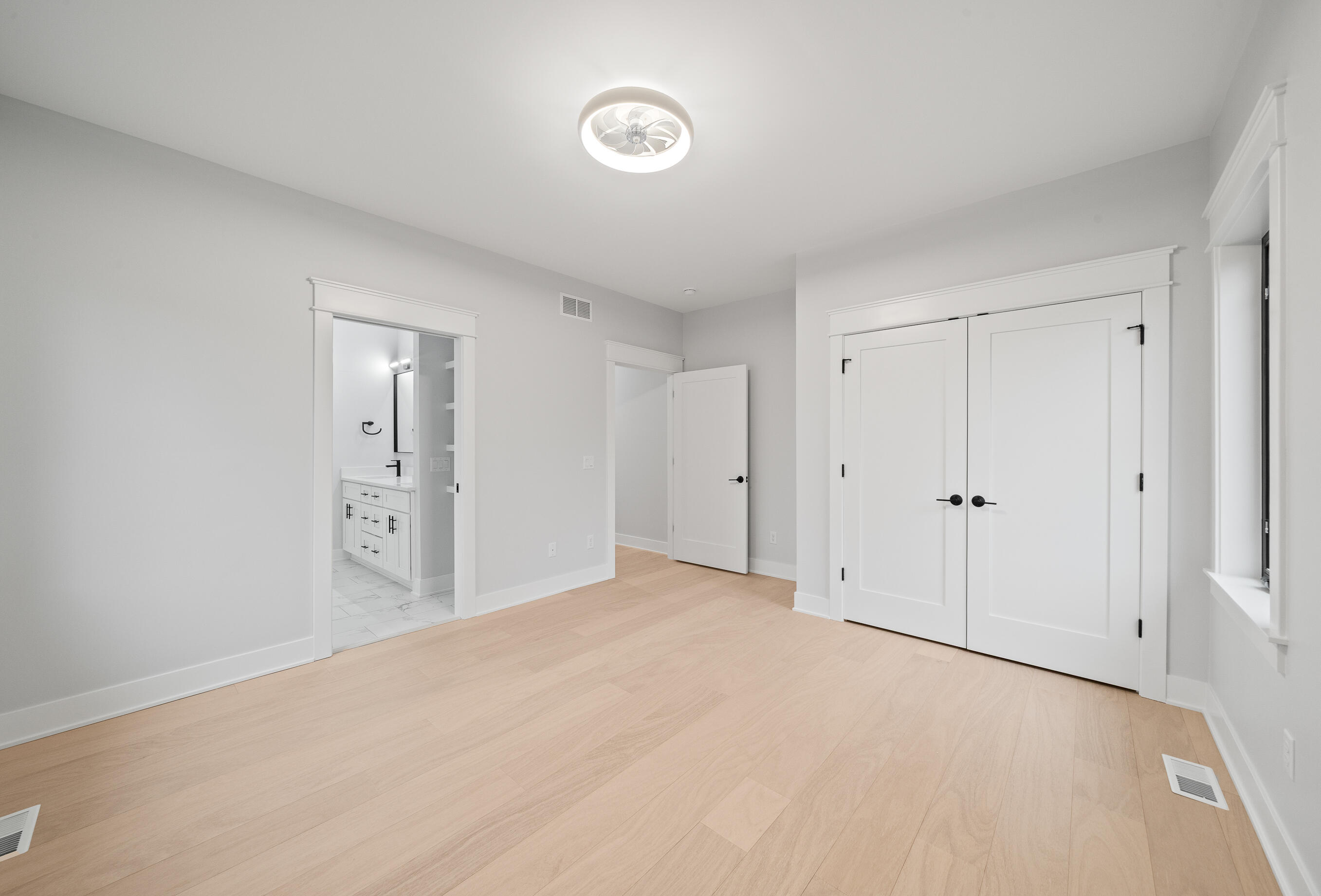 1620 Prestwick Drive, Unit 2043 Geneva, WI 53147 - Photo 54 of 84 1620 Prestwick Dr-54