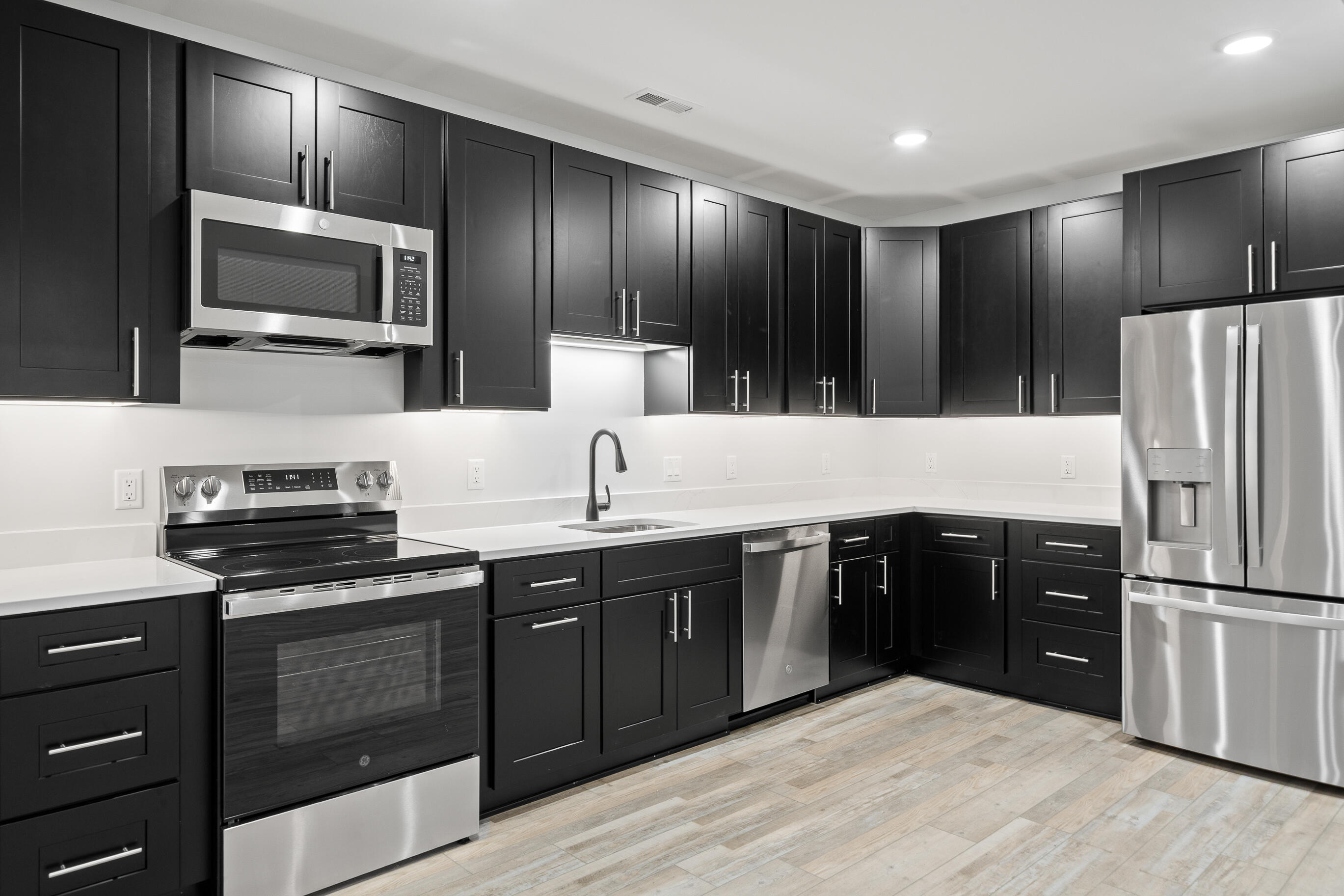1620 Prestwick Drive, Unit 2043 Geneva, WI 53147 - Photo 58 of 84 1620 Prestwick Dr-58