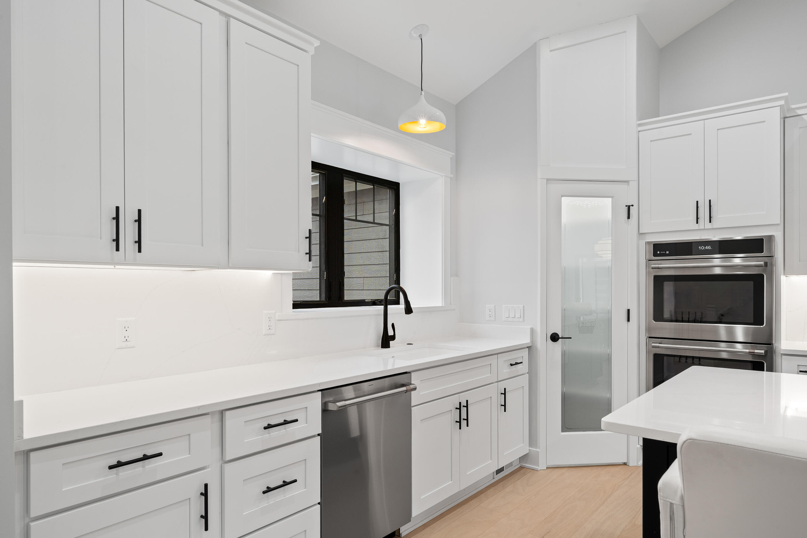 1620 Prestwick Drive, Unit 2043 Geneva, WI 53147 - Photo 8 of 81 1620 Prestwick Dr-8