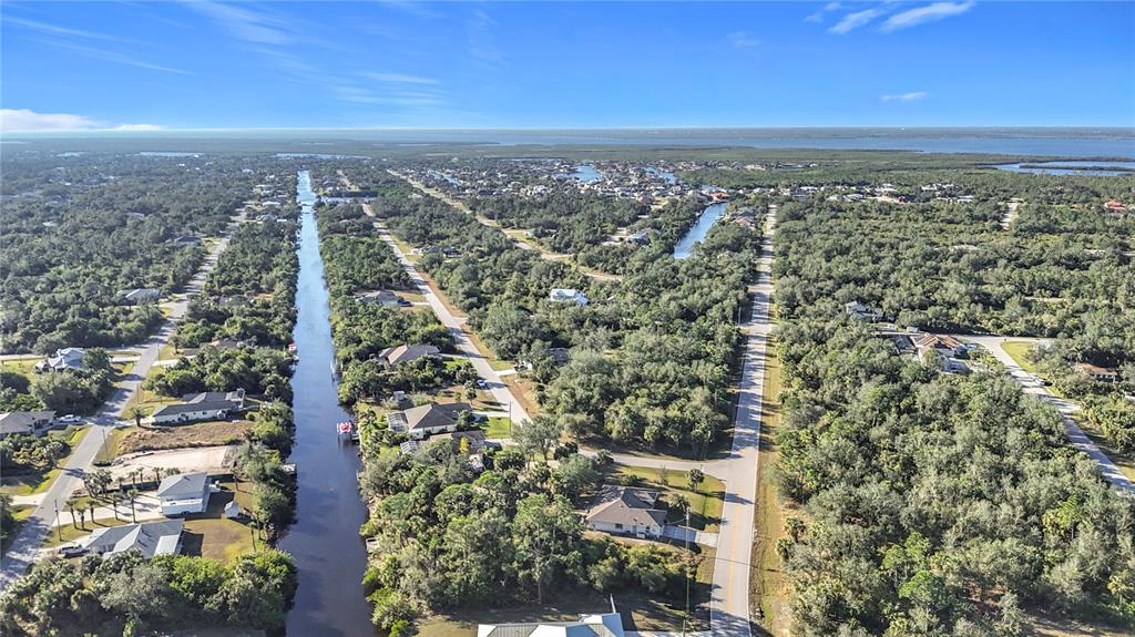 3252 Como Street Port Charlotte, FL 33948 - Photo 4 of 17 view of city and mountain