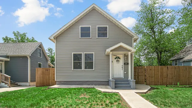 $290,000 | 321 Holliday Street, Michigan City, IN 46360