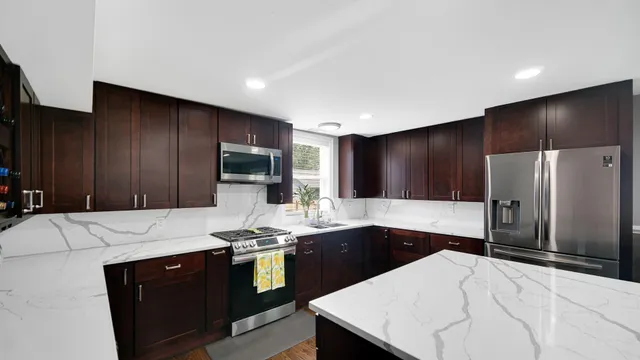 $290,000 | 321 Holliday Street, Michigan City, IN 46360