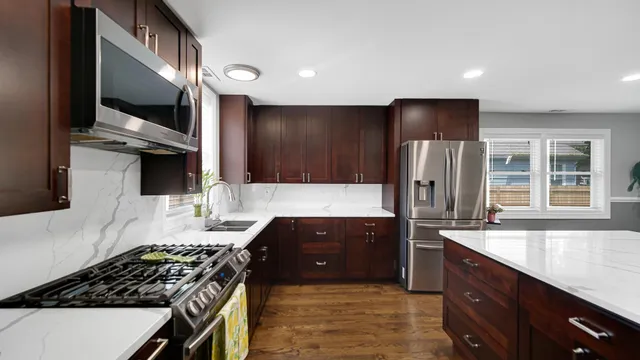 $290,000 | 321 Holliday Street, Michigan City, IN 46360