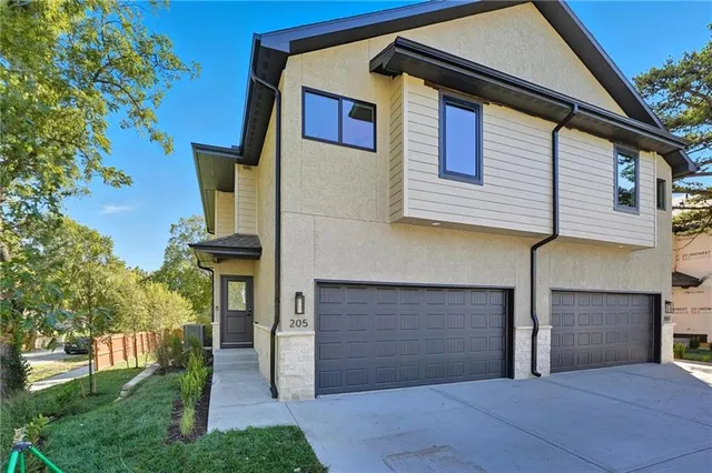 $365,000 | 205 Northwest Orchard Drive, Lee's Summit, MO 64063