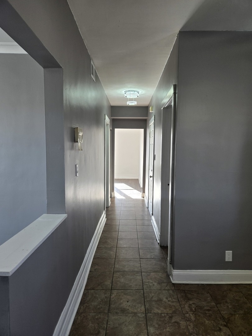 2822 West Marquette Road, Unit 2F Chicago, IL 60629 - Photo 11 of 17 a view of gallery