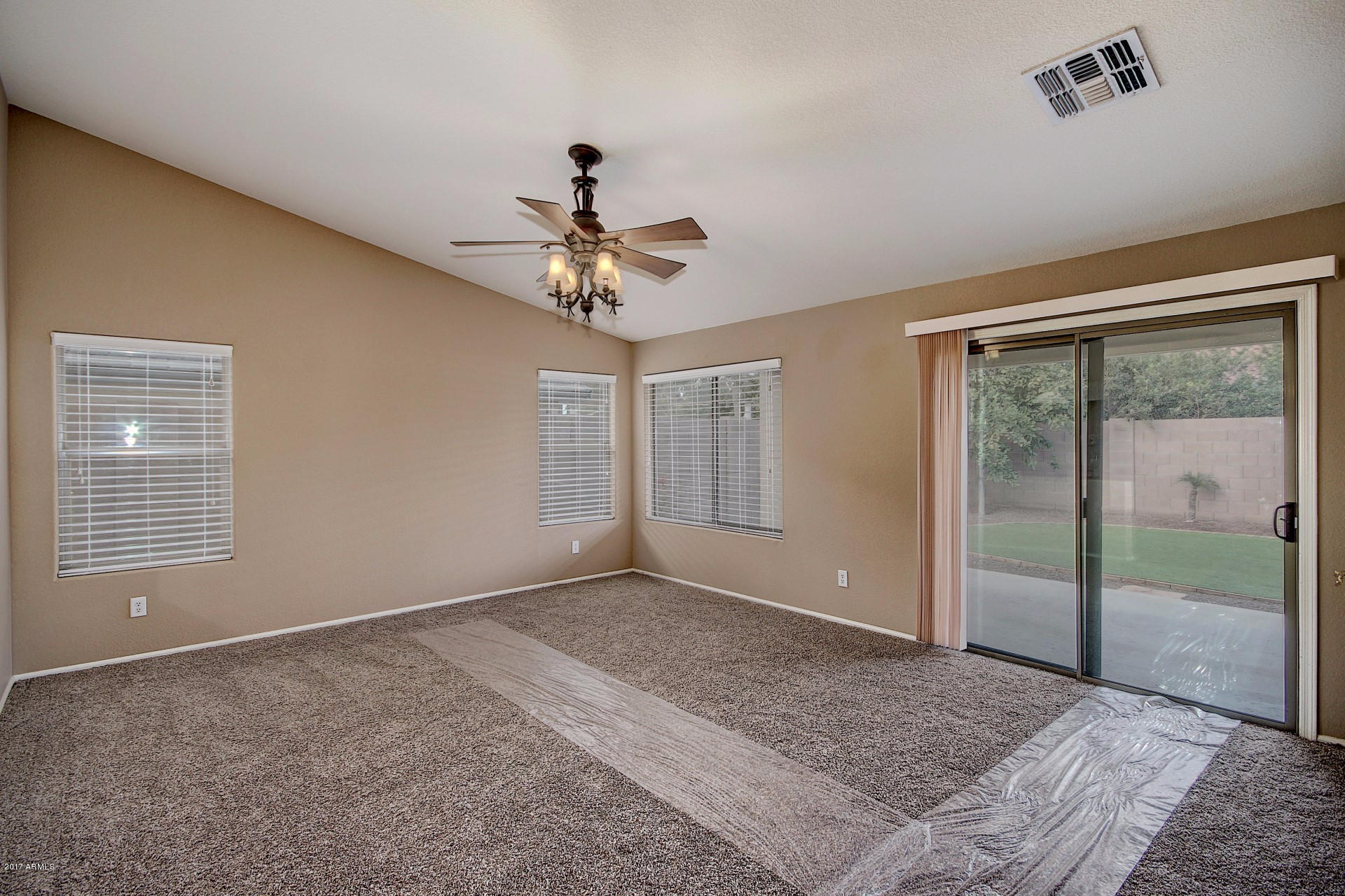 28814 North Nobel Road Phoenix, AZ 85085 - Photo 19 of 46 Nobel (15)