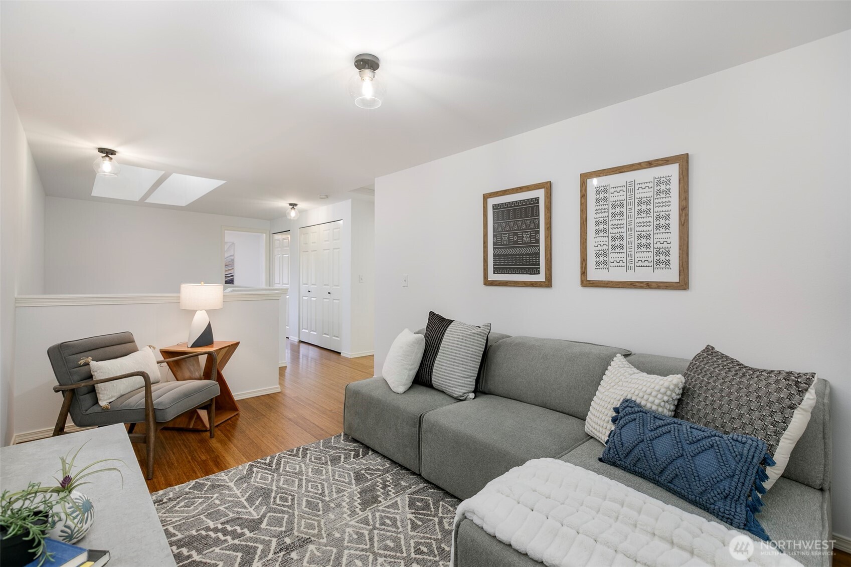 8828 238th Street Southwest, Unit C3 Edmonds, WA 98026 - Photo 24 of 29 a living room with furniture and a couch