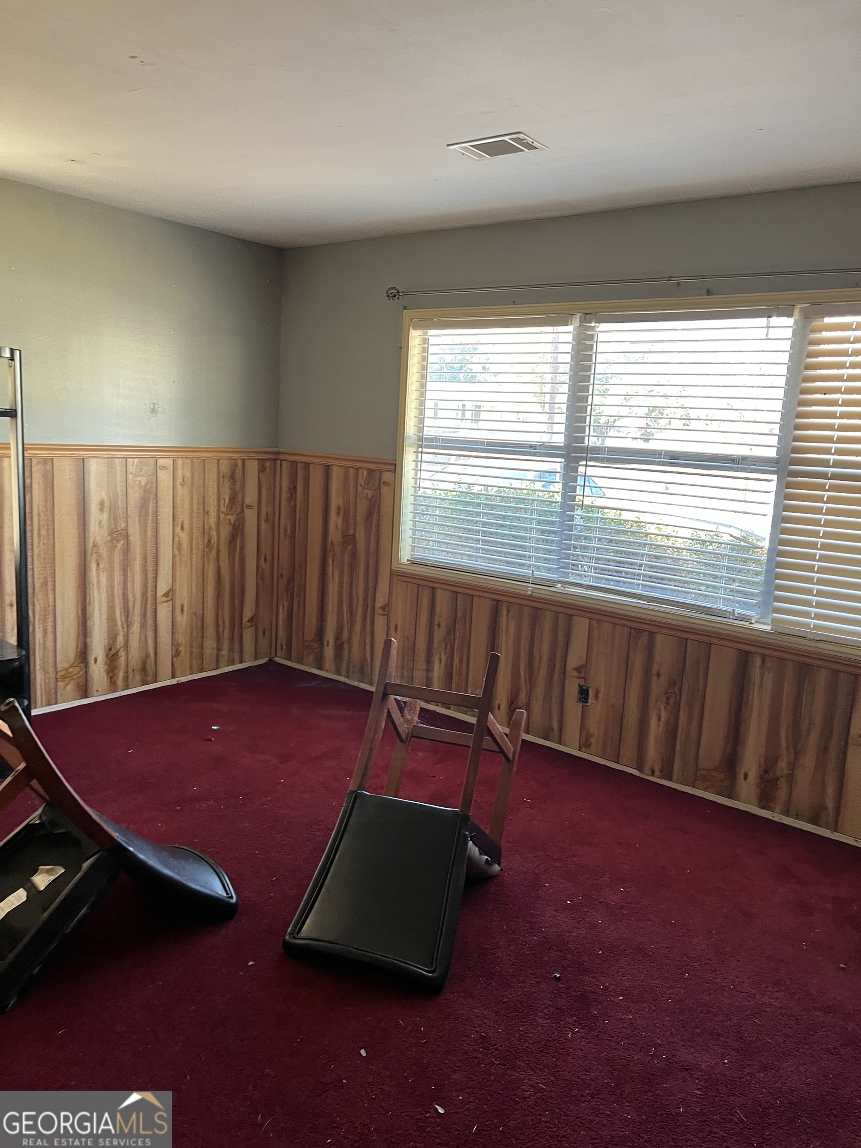 3450 Travis Boulevard Macon, GA 31206 - Photo 6 of 7 a room with pool table and windows