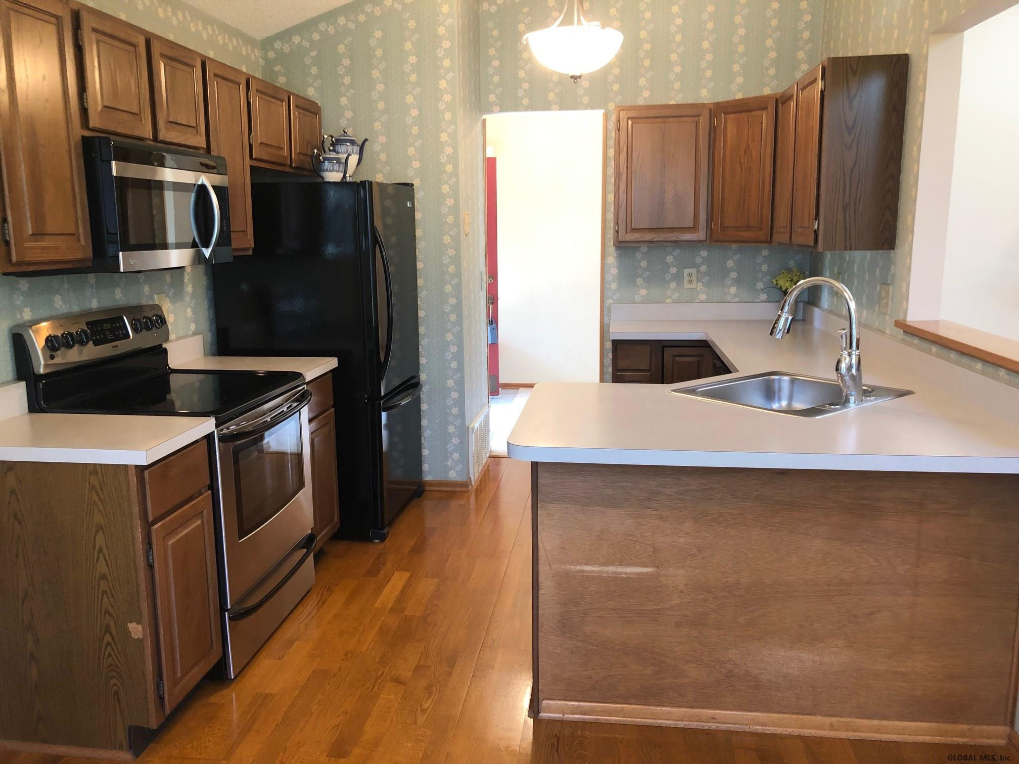 40 Rockefeller Boulevard Rensselaer, NY 12144 - Photo 22 of 42 Photo 22
