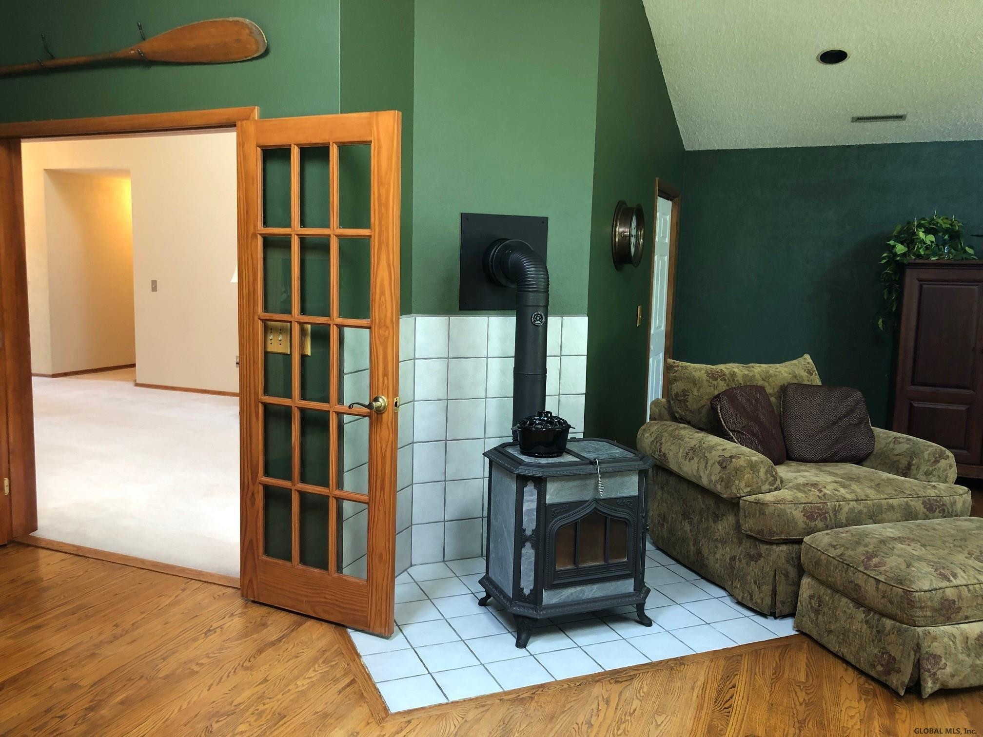 40 Rockefeller Boulevard Rensselaer, NY 12144 - Photo 34 of 42 Photo 34