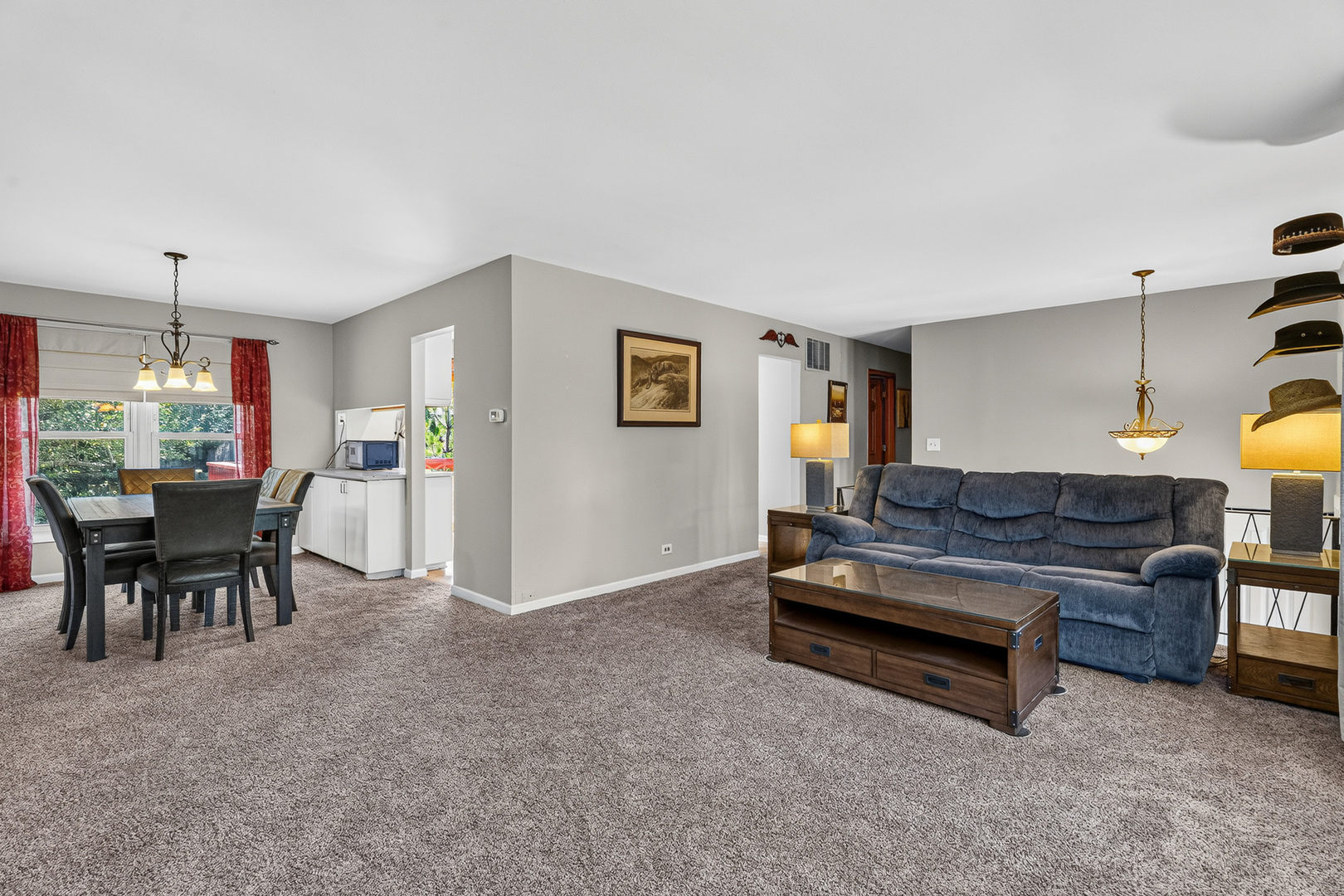 4 Devon Court Bolingbrook, IL 60440 - Photo 10 of 43 Gallery Image 10