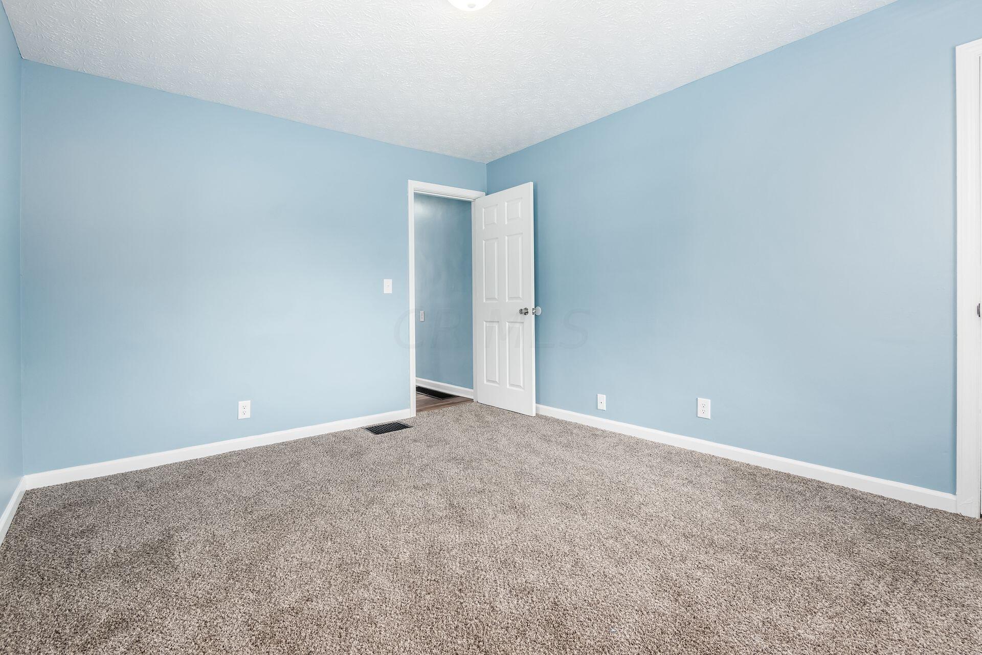 152 South James Road Columbus, OH 43213 - Photo 16 of 24 022_ Rd Columbus OH 43213 USA