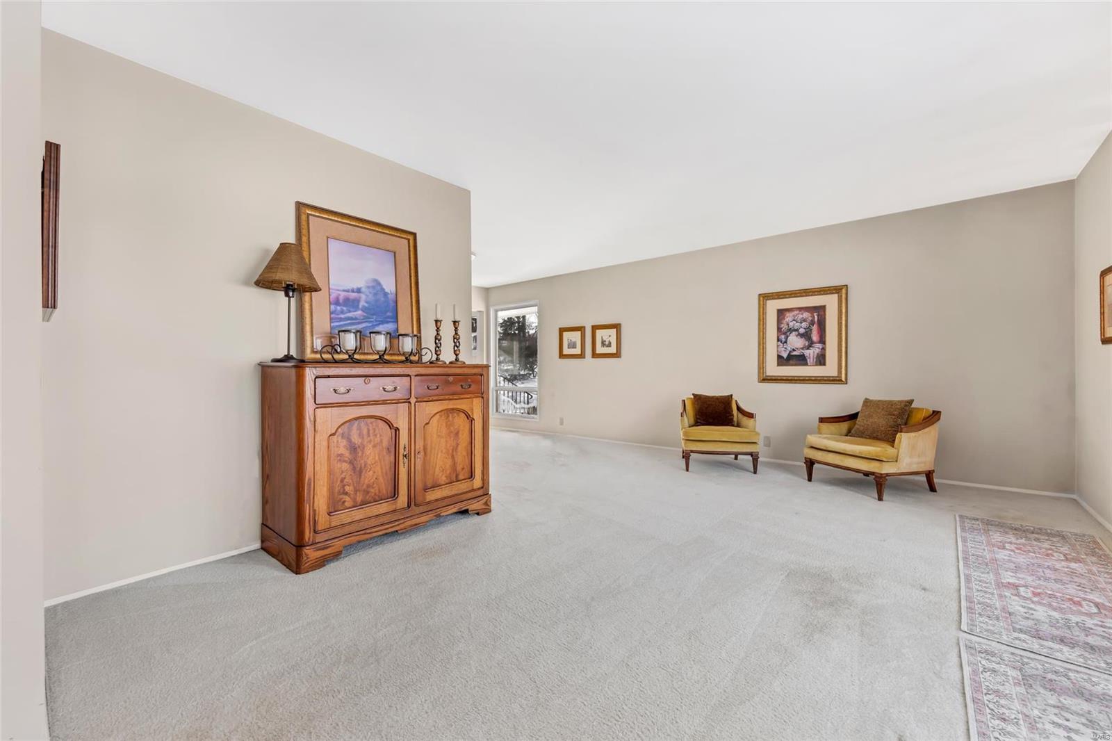 827 Woodruff Drive Ballwin, MO 63011 - Photo 9 of 29